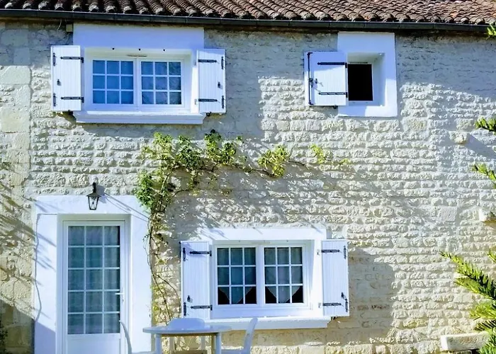 Steinhaus Ardenne In Fontenay-le-comte By Interhome